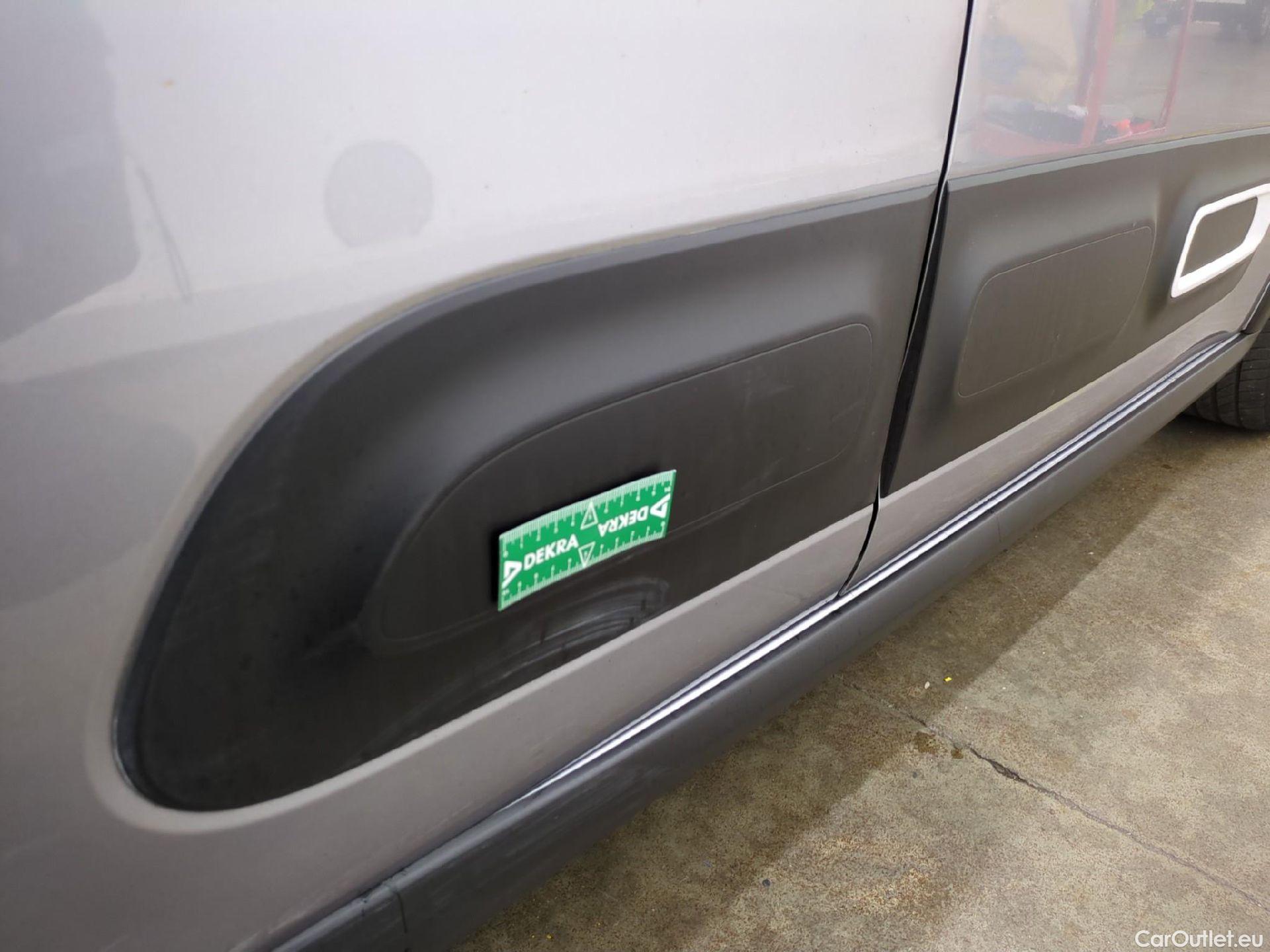  Citroen  C3  Shine Business 1.2 PureTech 80CV BVM5 E6d #28