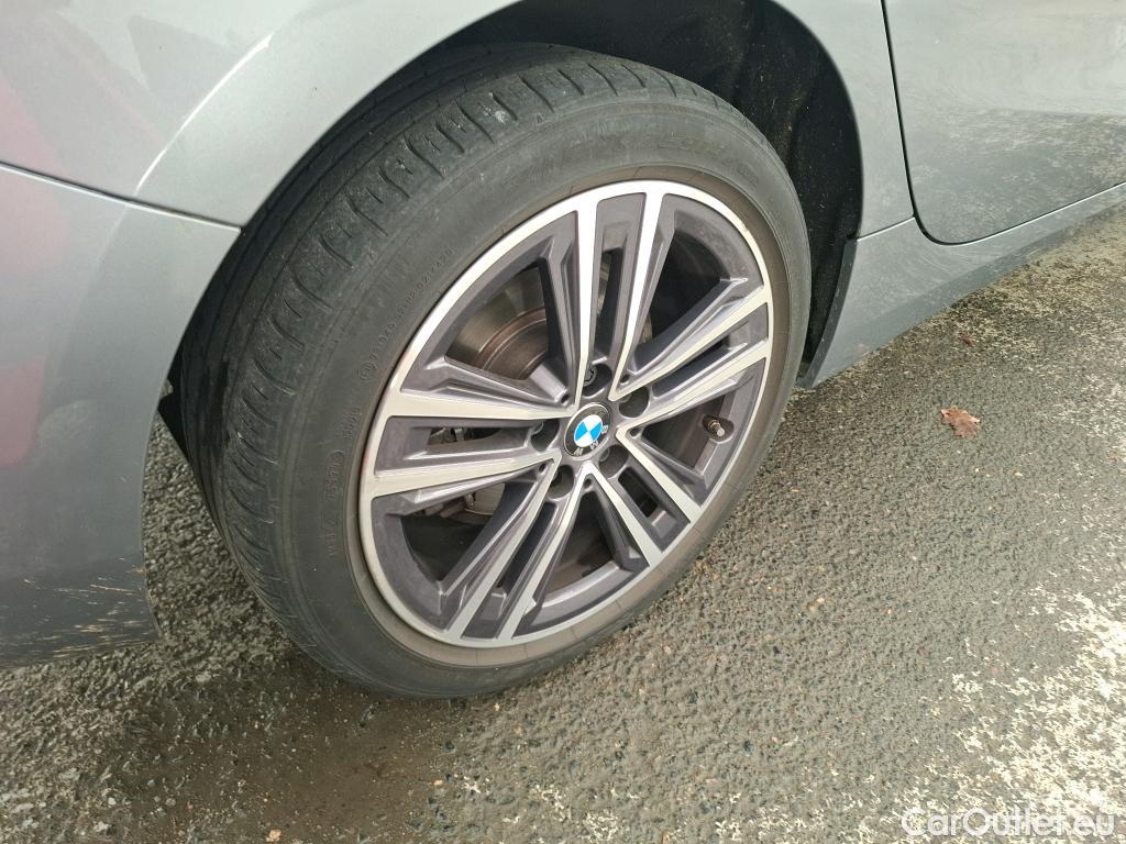  Bmw  Serie 1 BMW Série 1 / 2019 / 5P / Berline 116i DKG7 Business Design #1