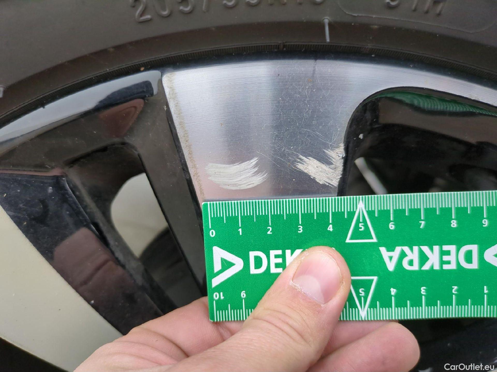  Citroen  C3  Shine Business 1.2 PureTech 80CV BVM5 E6d #15