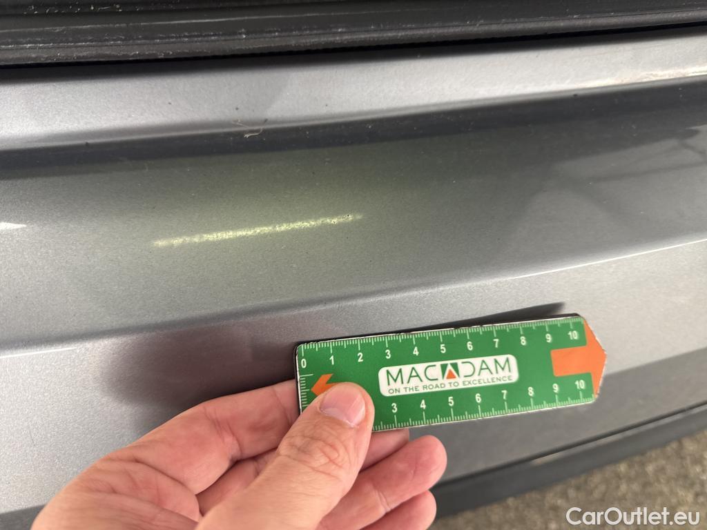  Bmw  Serie 1 Série 1 Berline 118 i Edition Sport 1.5 135CV BVA7 E6d #4