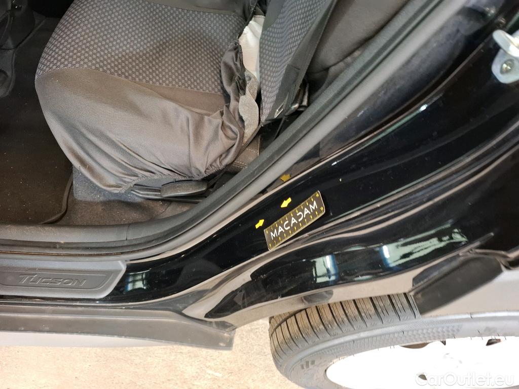  Hyundai  Tucson HYUNDAI  / 2018 / 5P / SUV 1.6 CRDI 115 HYBRID 48V CREATIVE #30