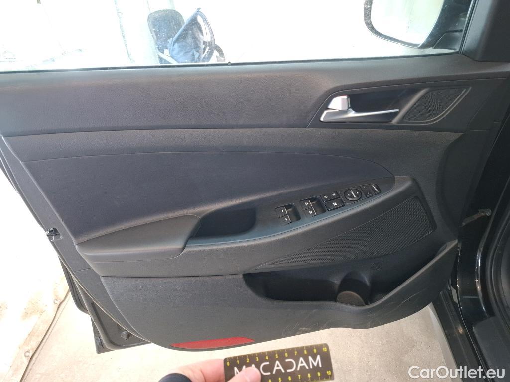  Hyundai  Tucson HYUNDAI  / 2018 / 5P / SUV 1.6 CRDI 115 HYBRID 48V CREATIVE #1