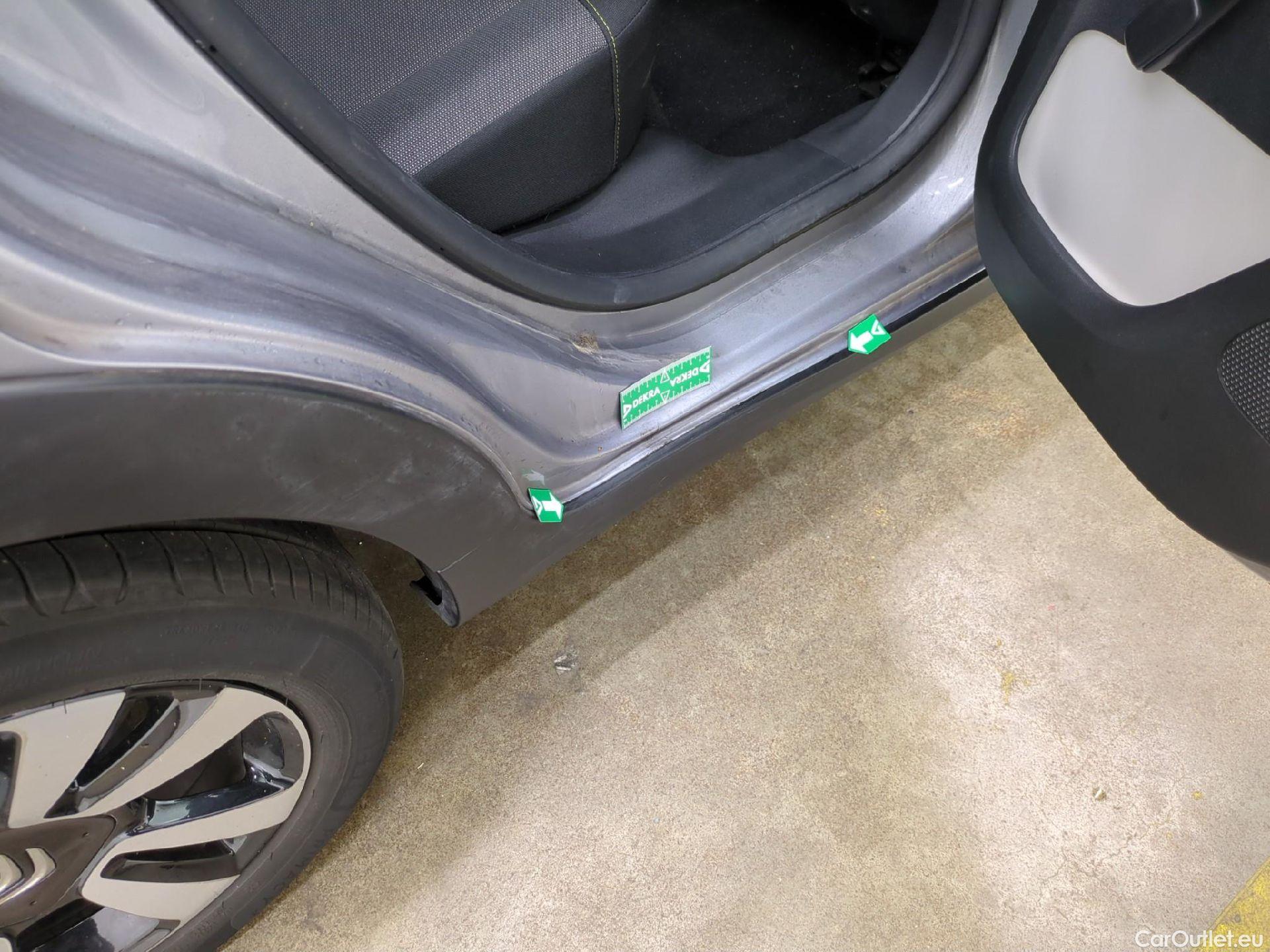  Citroen  C3  Shine Business 1.2 PureTech 80CV BVM5 E6d #26