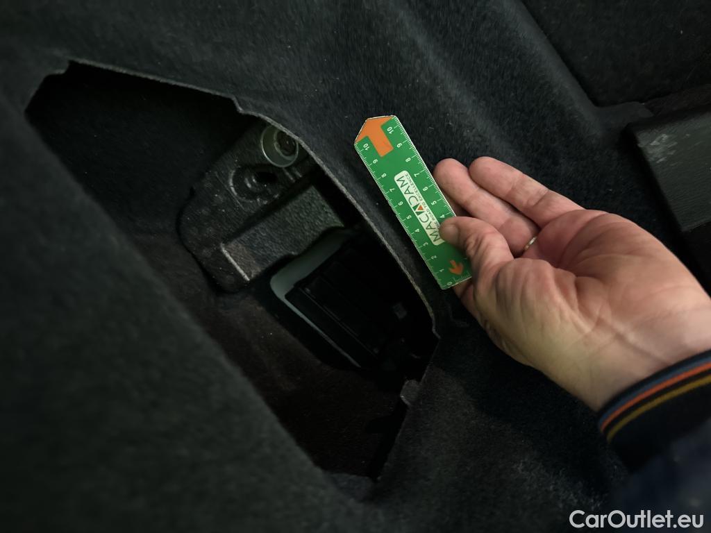  Bmw  X2 BMW  / 2017 / 5P / SUV sDrive18i Business DesignDKG7 #33