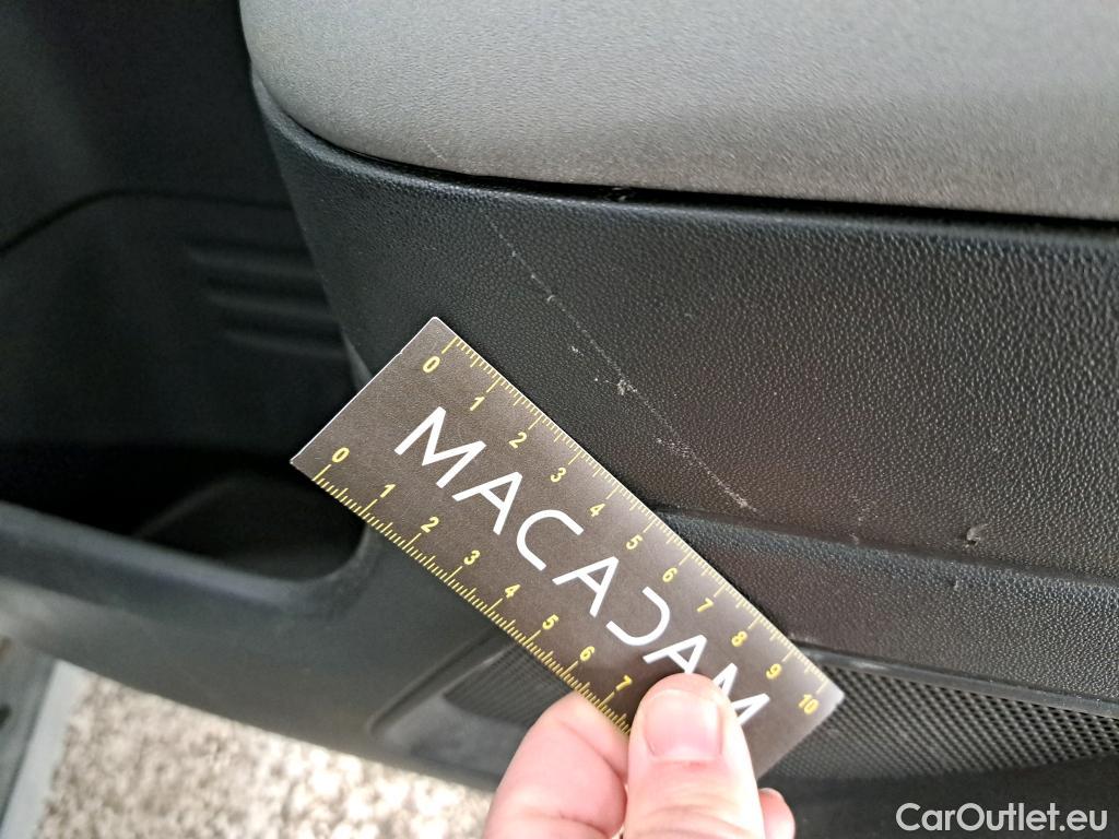  Citroen  C4 Cactus  Feel Nav Société 1.5 BlueHDi 100CV BVM6 E6d #9