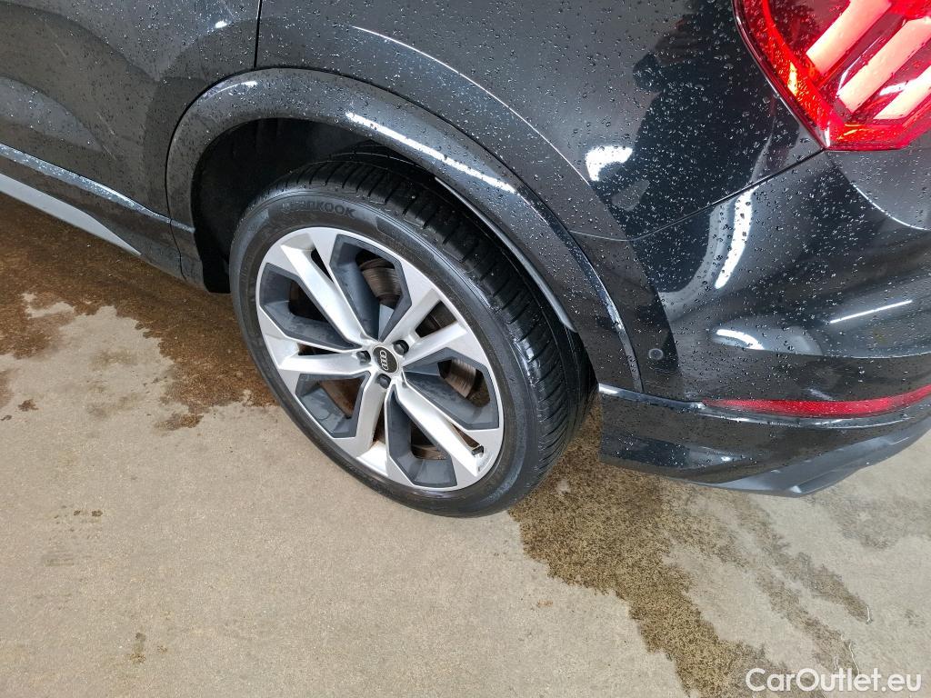  Audi  Q3 AUDI  / 2018 / 5P / SUV 45 TFSI E 245 S TRONIC S LINE #3