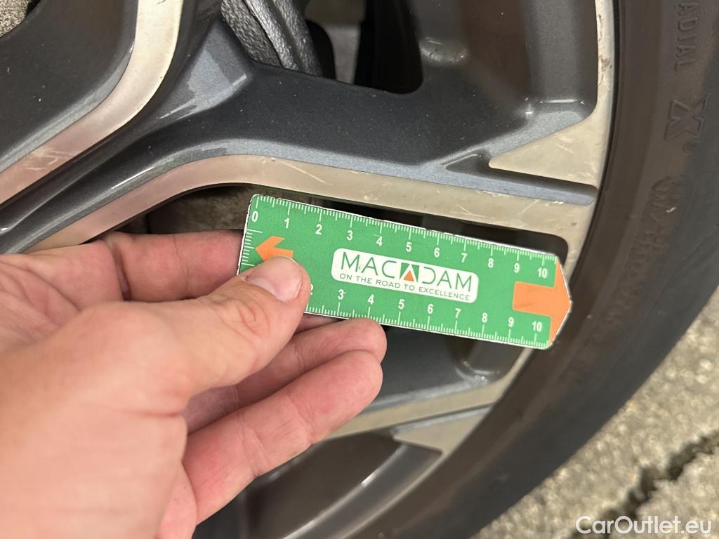  Bmw  X2 BMW  / 2017 / 5P / SUV sDrive18i Business DesignDKG7 #18