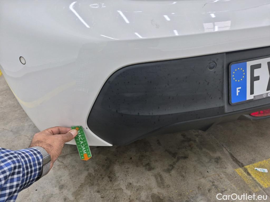  Peugeot  208  Premium 1.5 HDi 100CV BVM6 E6d #20