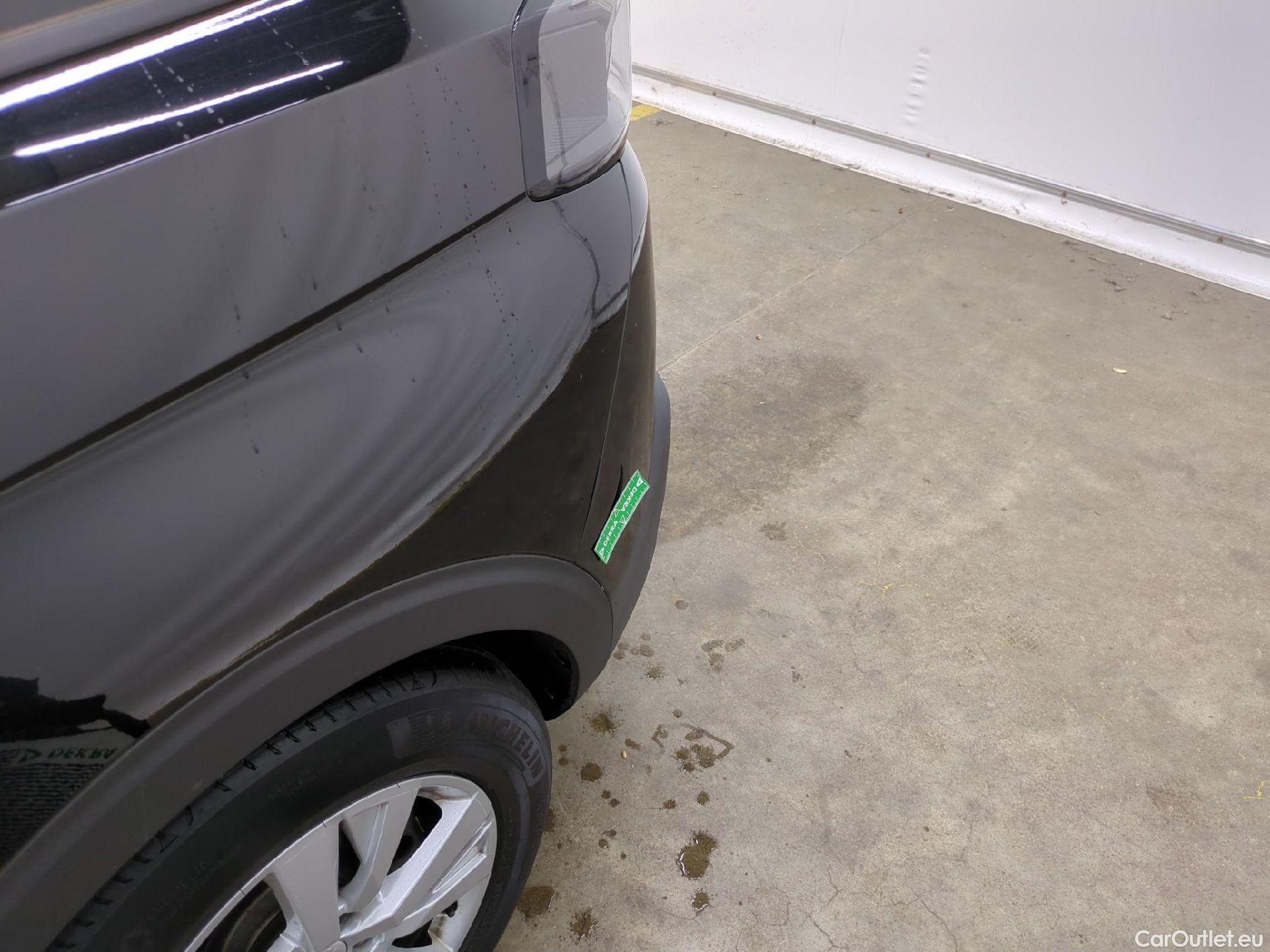  Peugeot  5008  Active Business 1.5 HDi 130CV BVA8 E6d #46