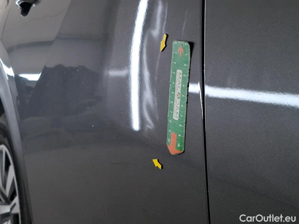  Peugeot  2008  Active Business 1.5 HDi 100CV BVM6 E6d #37