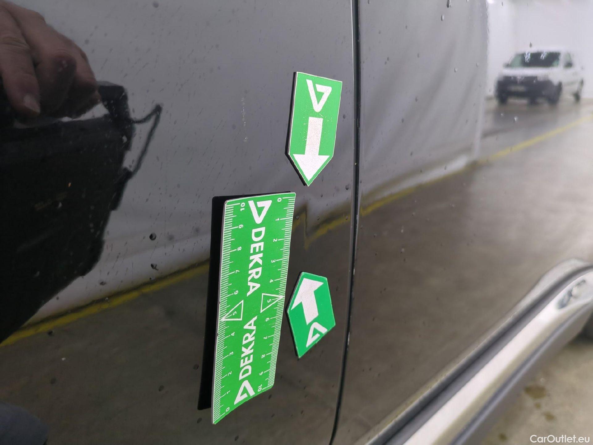  Peugeot  3008  Allure 1.2 PureTech 130CV BVA8 E6d #22