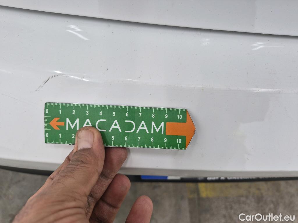  Peugeot  208  Premium 1.5 HDi 100CV BVM6 E6d #17