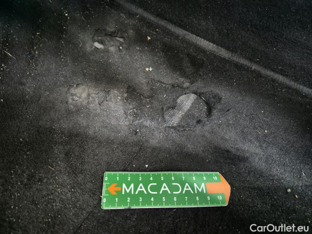  Peugeot  208  Premium 1.5 HDi 100CV BVM6 E6d #2