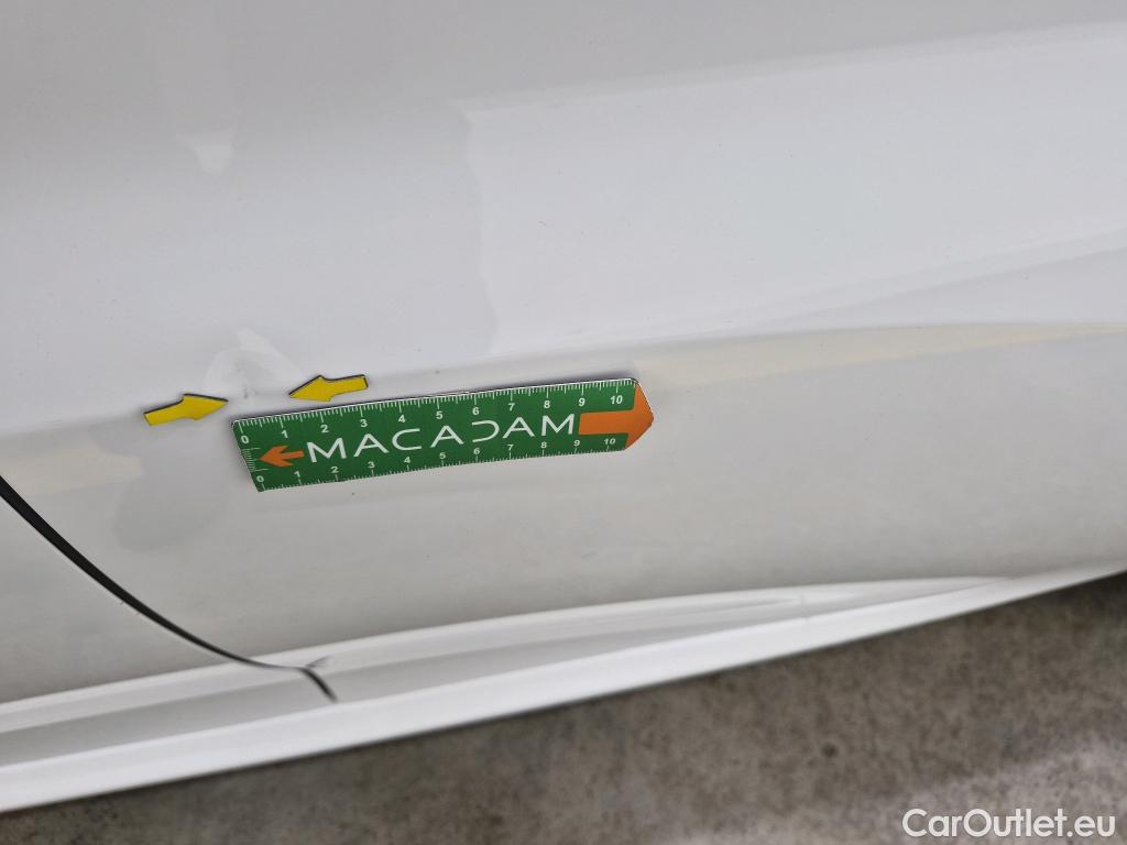  Peugeot  208  Premium 1.5 HDi 100CV BVM6 E6d #9