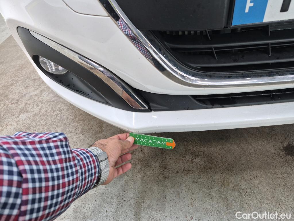  Peugeot  208  Affaire Premium Pack 1.5 HDi 100CV BVM5 E6dT #38