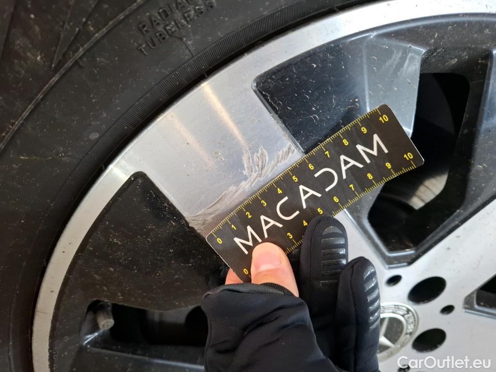  Mercedes  GLB MERCEDES-BENZ  / 2019 / 5P / SUV  200 d Business Line #33