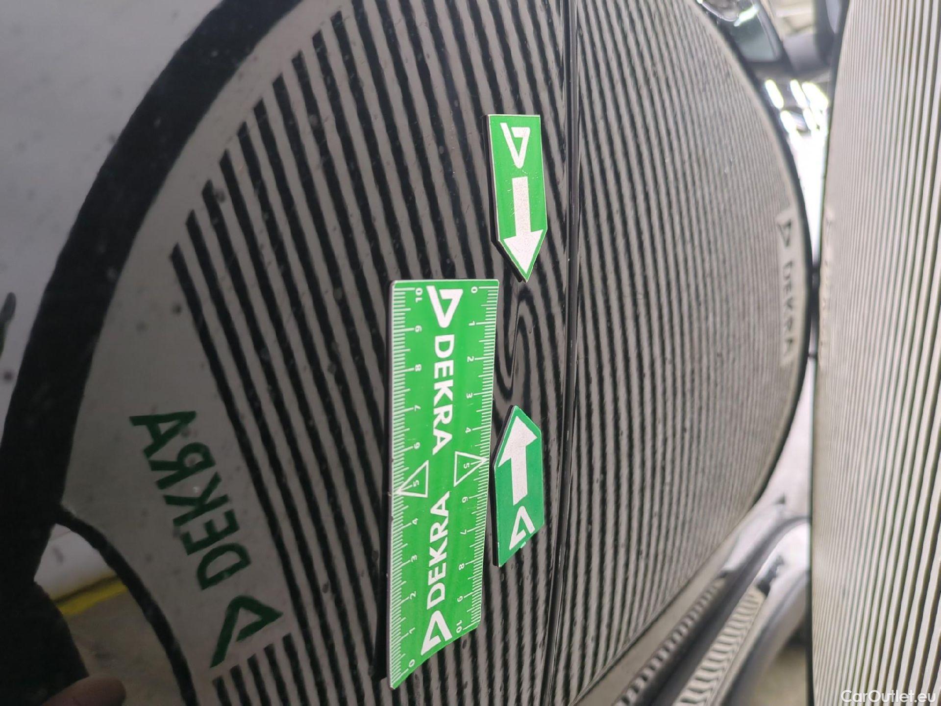  Peugeot  3008  Allure 1.2 PureTech 130CV BVA8 E6d #23