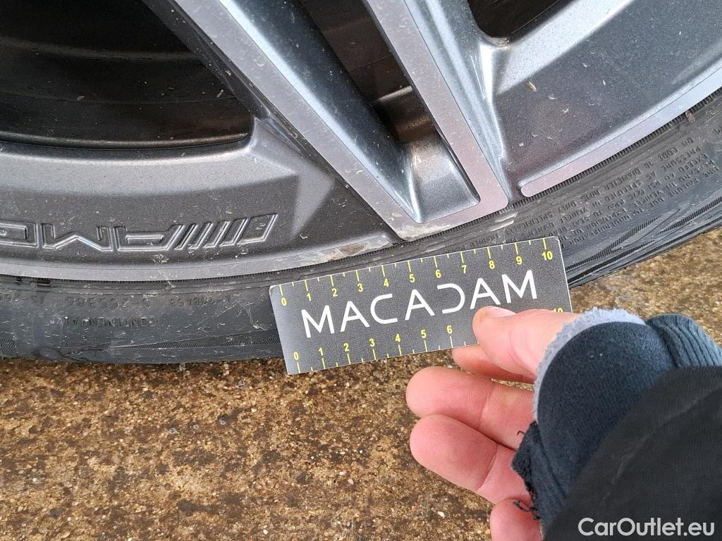  Mercedes  CLA-Klasse MERCEDES-BENZ CLA Coupe / 2019 / 4P / Coupé CLA 200 d AMG Line BA8 #14