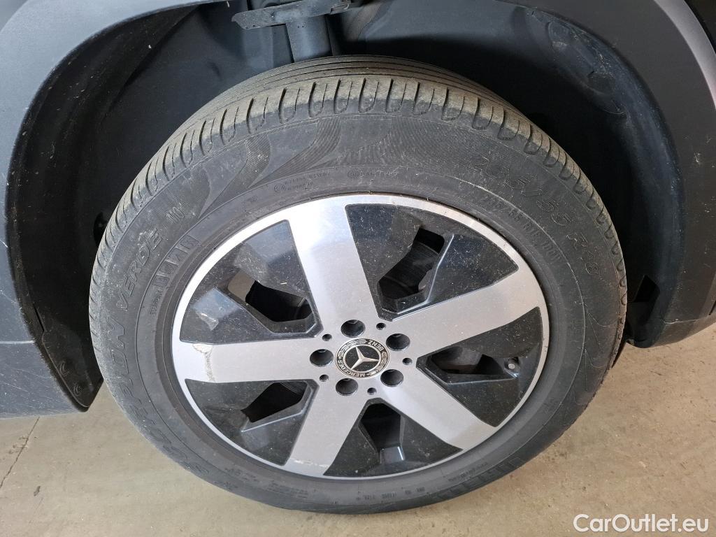  Mercedes  GLB MERCEDES-BENZ  / 2019 / 5P / SUV  200 d Business Line #19