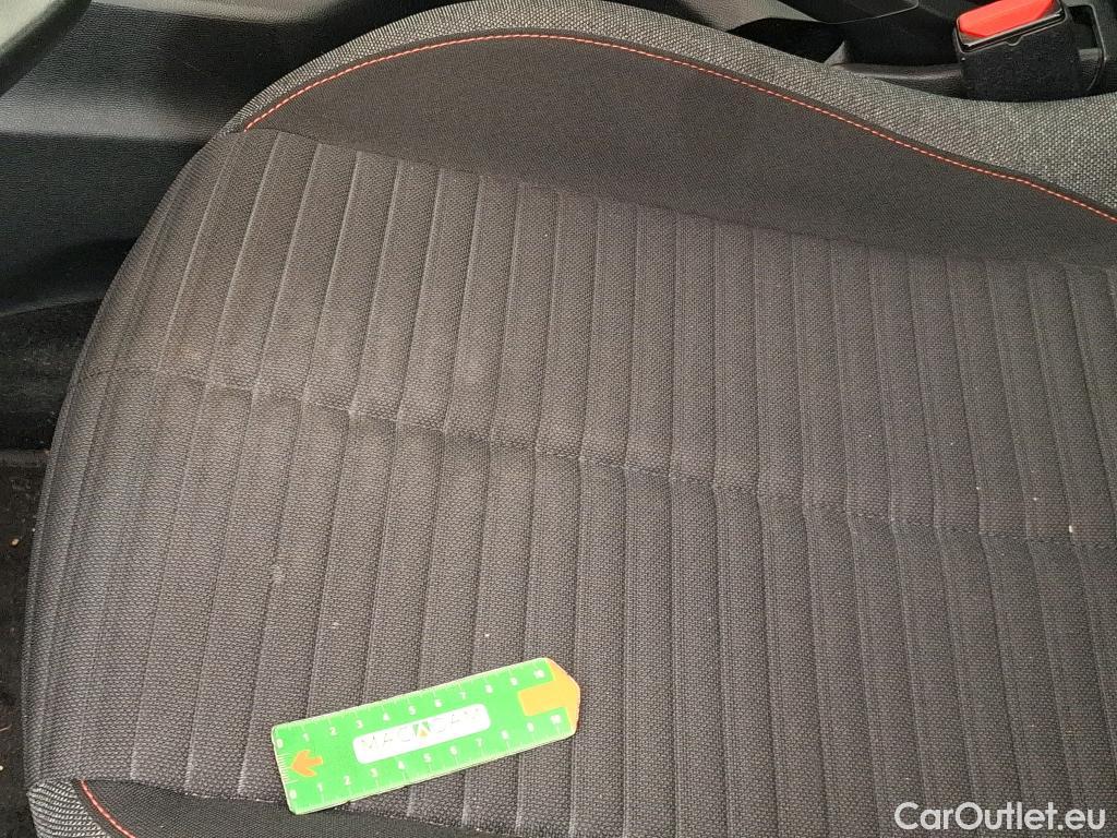  Peugeot  2008  Active Business 1.5 HDi 100CV BVM6 E6d #29