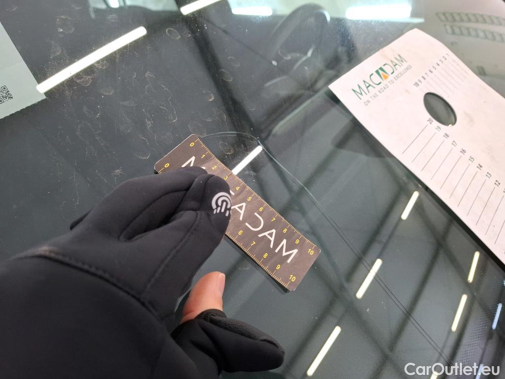  Mercedes  GLB MERCEDES-BENZ  / 2019 / 5P / SUV  200 d Business Line #3