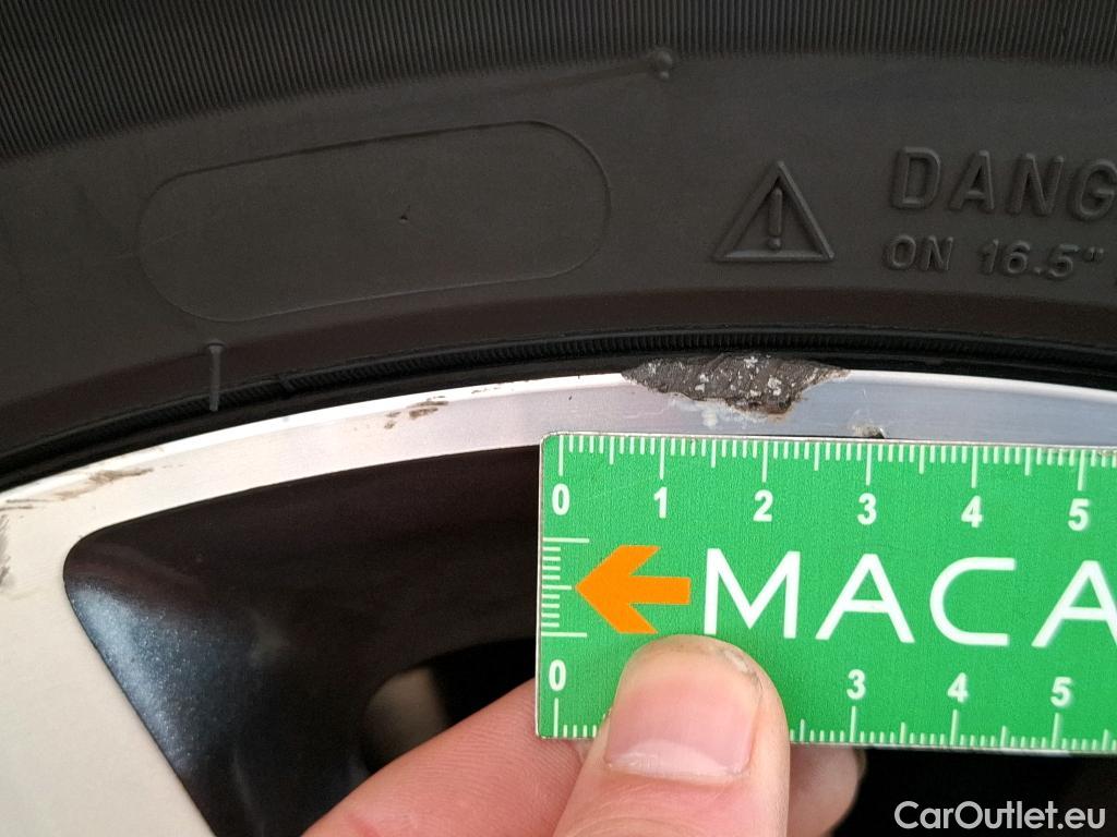  Peugeot  308  Allure Business 1.2 PureTech 130CV BVA8 E6dT #19