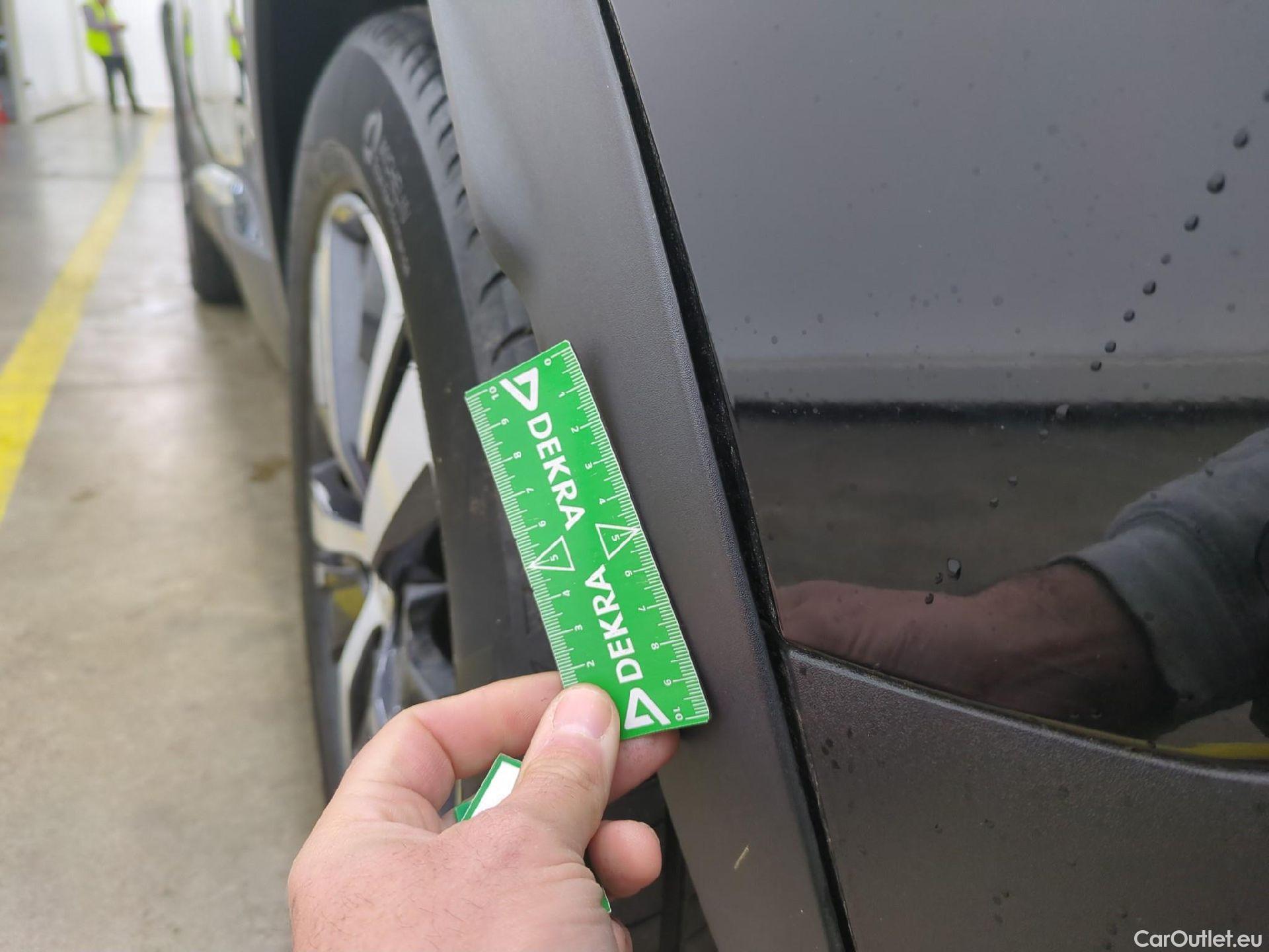  Peugeot  3008  Allure 1.2 PureTech 130CV BVA8 E6d #20