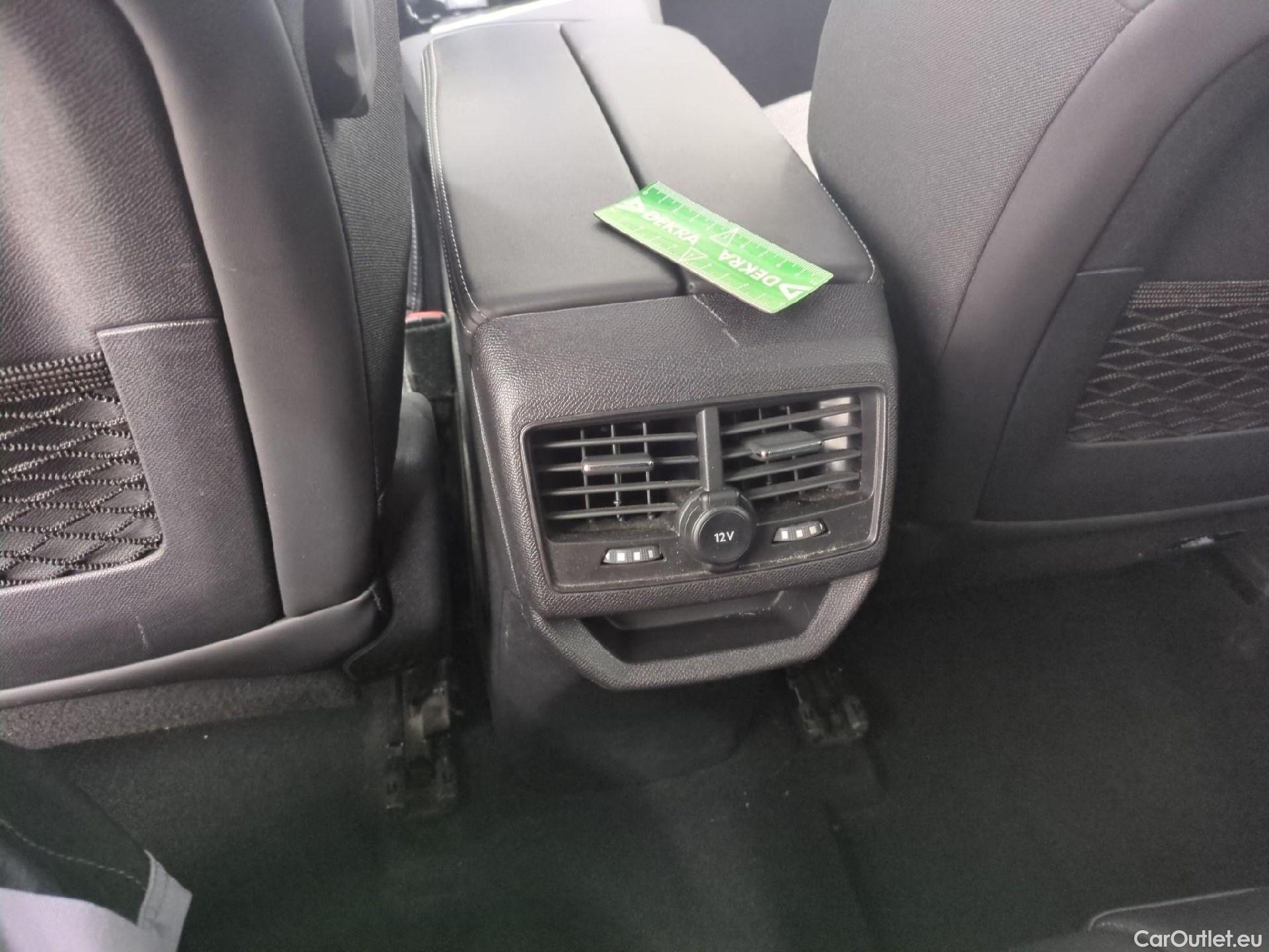  Peugeot  3008  Allure 1.2 PureTech 130CV BVA8 E6d #9