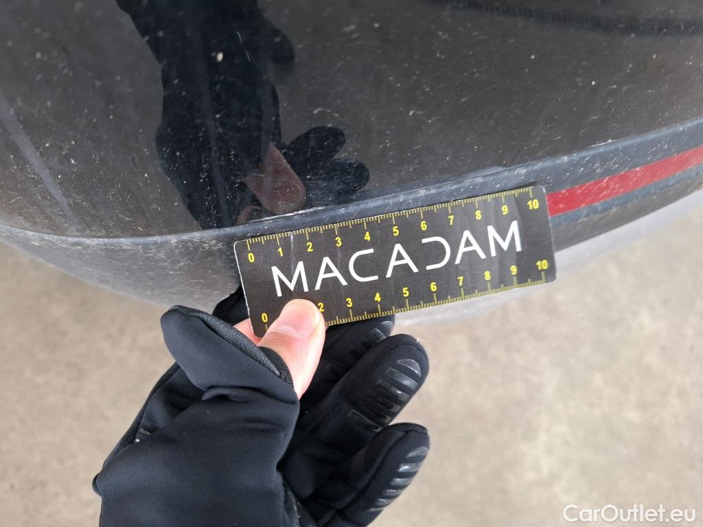  Mercedes  GLB MERCEDES-BENZ  / 2019 / 5P / SUV  200 d Business Line #39