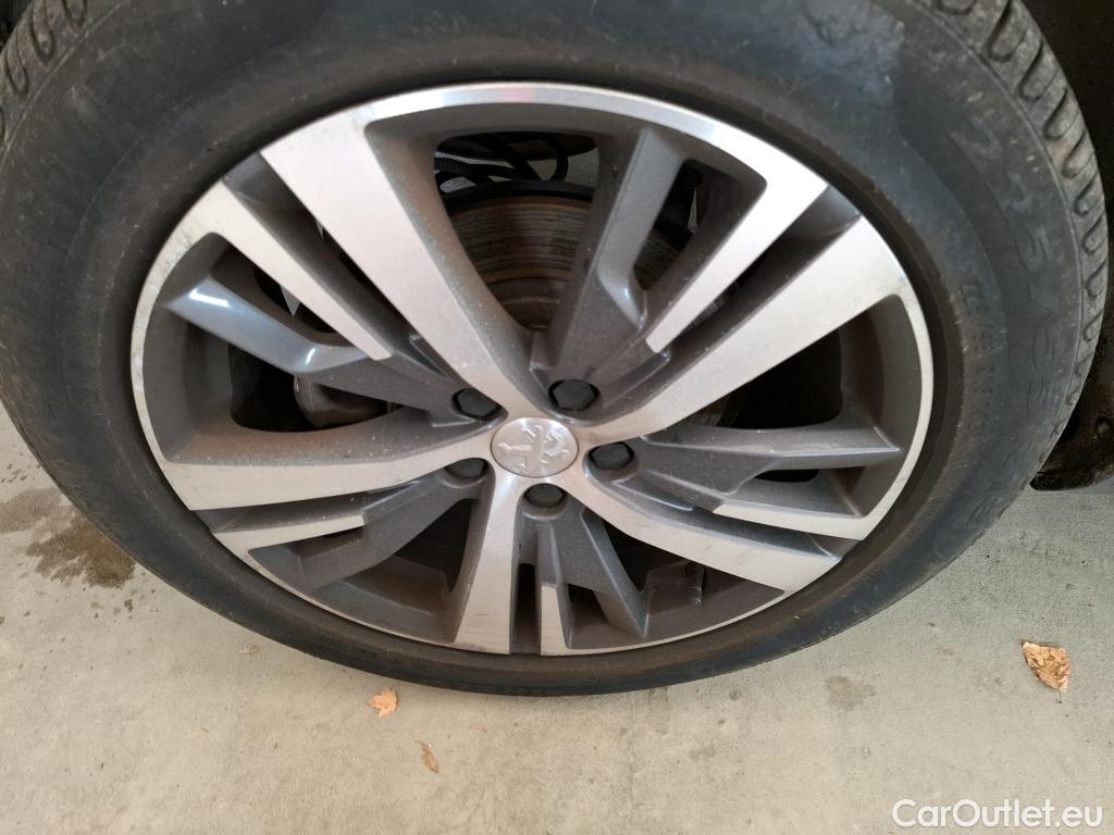  Peugeot  3008  Allure Pack 1.2 PureTech 130CV BVA8 E6d #13