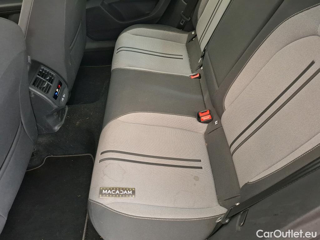  Seat  Leon SEAT  Sportstourer / 2020 / 5P / Break 1.0 eTSI 110 DSG S&S Style Business #22