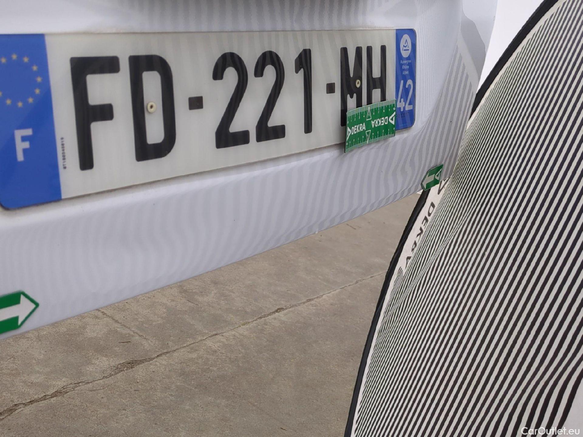  Renault  Kangoo  Express Extra (Série Spéciale) 1.5 dCi 75CV BVM5 E6 #47