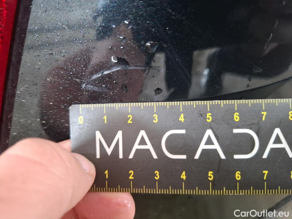  Toyota  Corolla TOYOTA  / 2018 / 5P / Berline Hybride 122h Dynamic Business Stage Acad #19