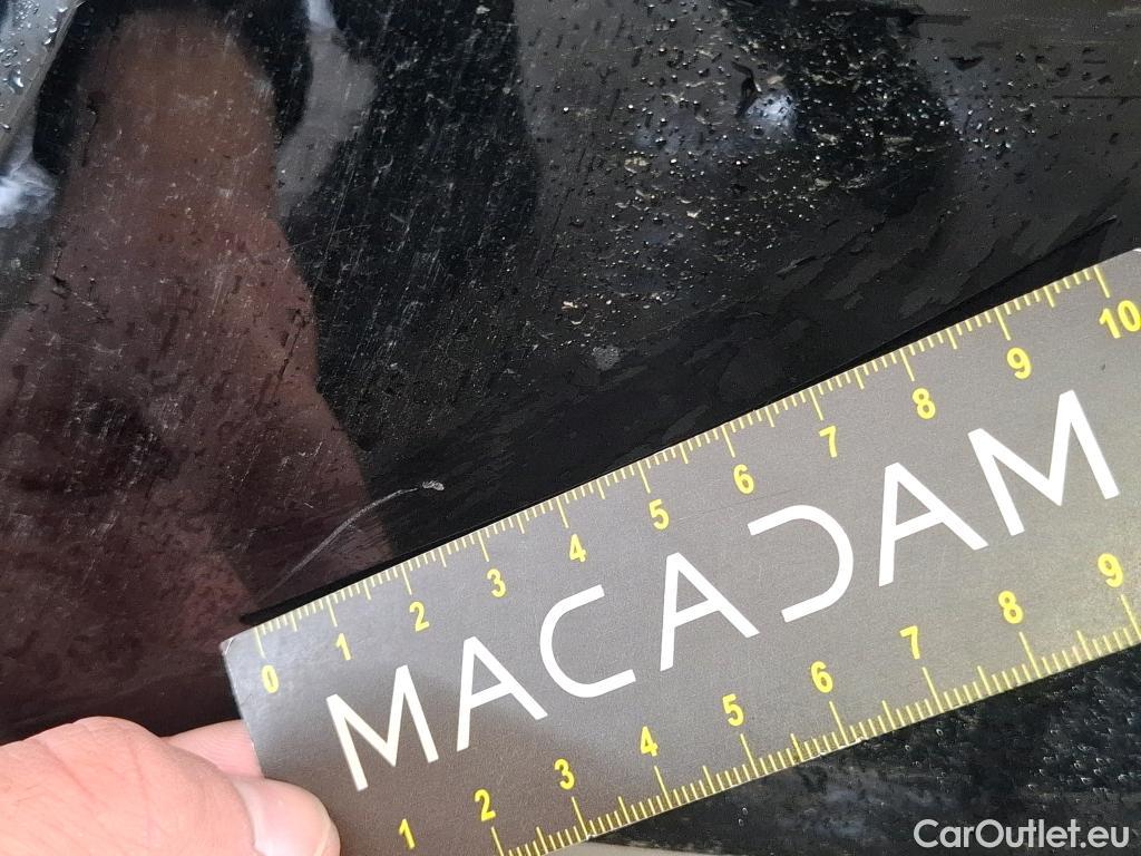  Toyota  Corolla TOYOTA  / 2018 / 5P / Berline Hybride 122h Dynamic Business Stage Acad #47