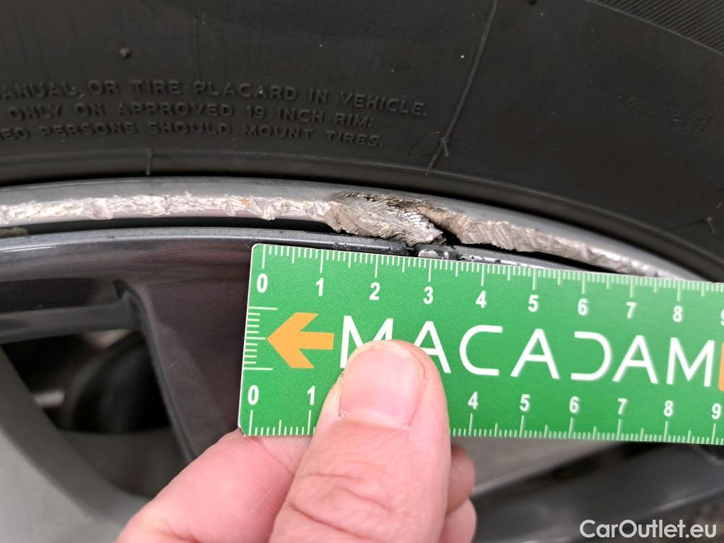  Tesla  Model Y TESLA  / 2020 / 5P / SUV Grand Autonomie Dual Motor AWD #1