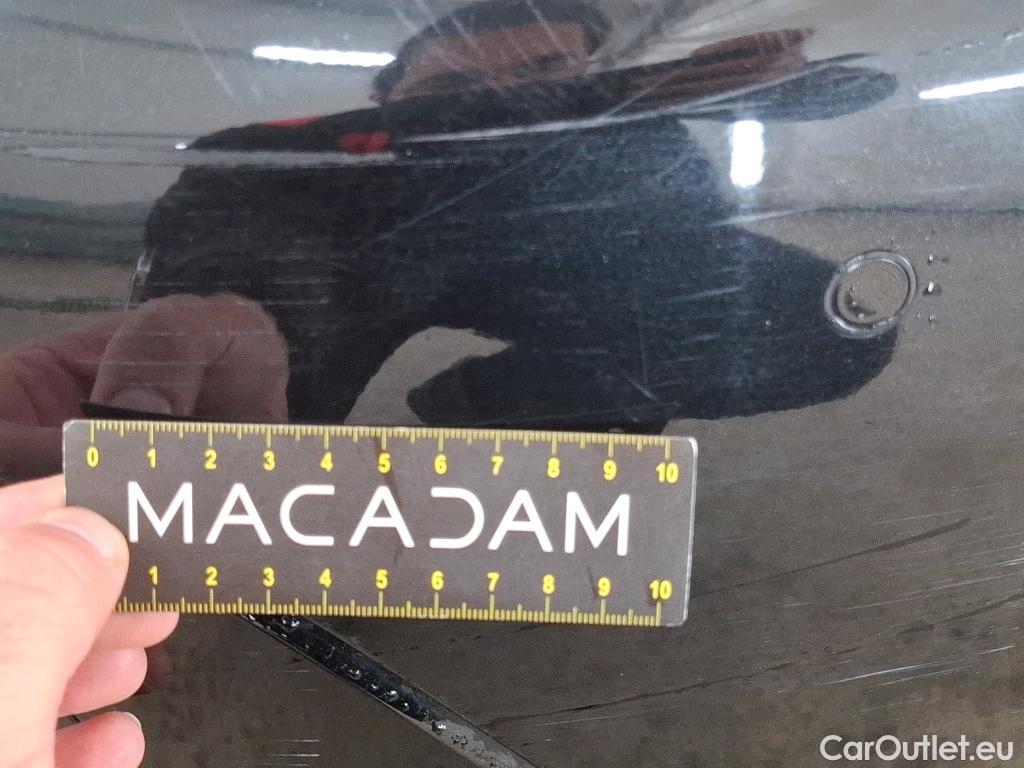  Toyota  Corolla TOYOTA  / 2018 / 5P / Berline Hybride 122h Dynamic Business Stage Acad #26