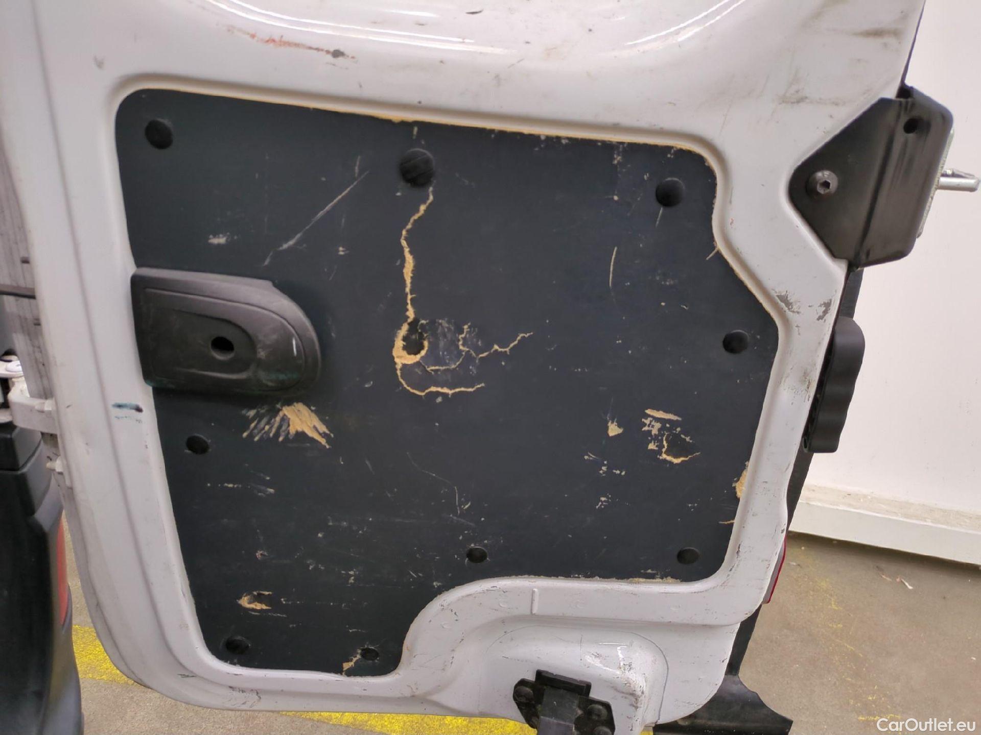  Renault  Kangoo  Express Extra (Série Spéciale) 1.5 dCi 75CV BVM5 E6 #6