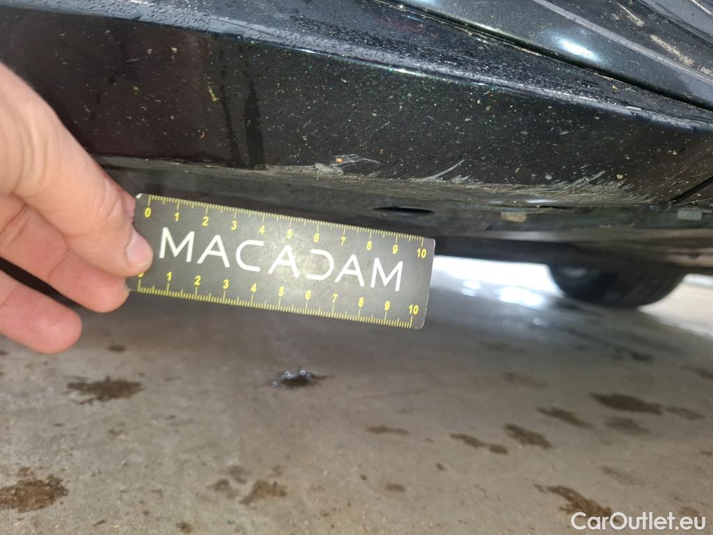  Toyota  Corolla TOYOTA  / 2018 / 5P / Berline Hybride 122h Dynamic Business Stage Acad #16