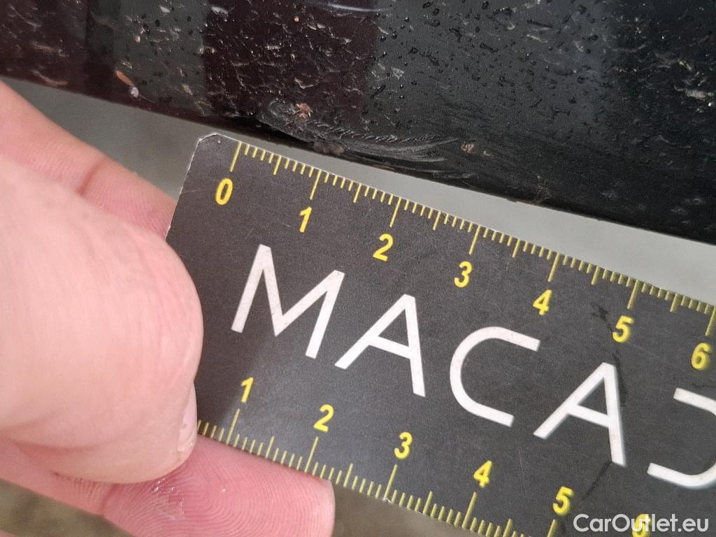  Toyota  Corolla TOYOTA  / 2018 / 5P / Berline Hybride 122h Dynamic Business Stage Acad #24