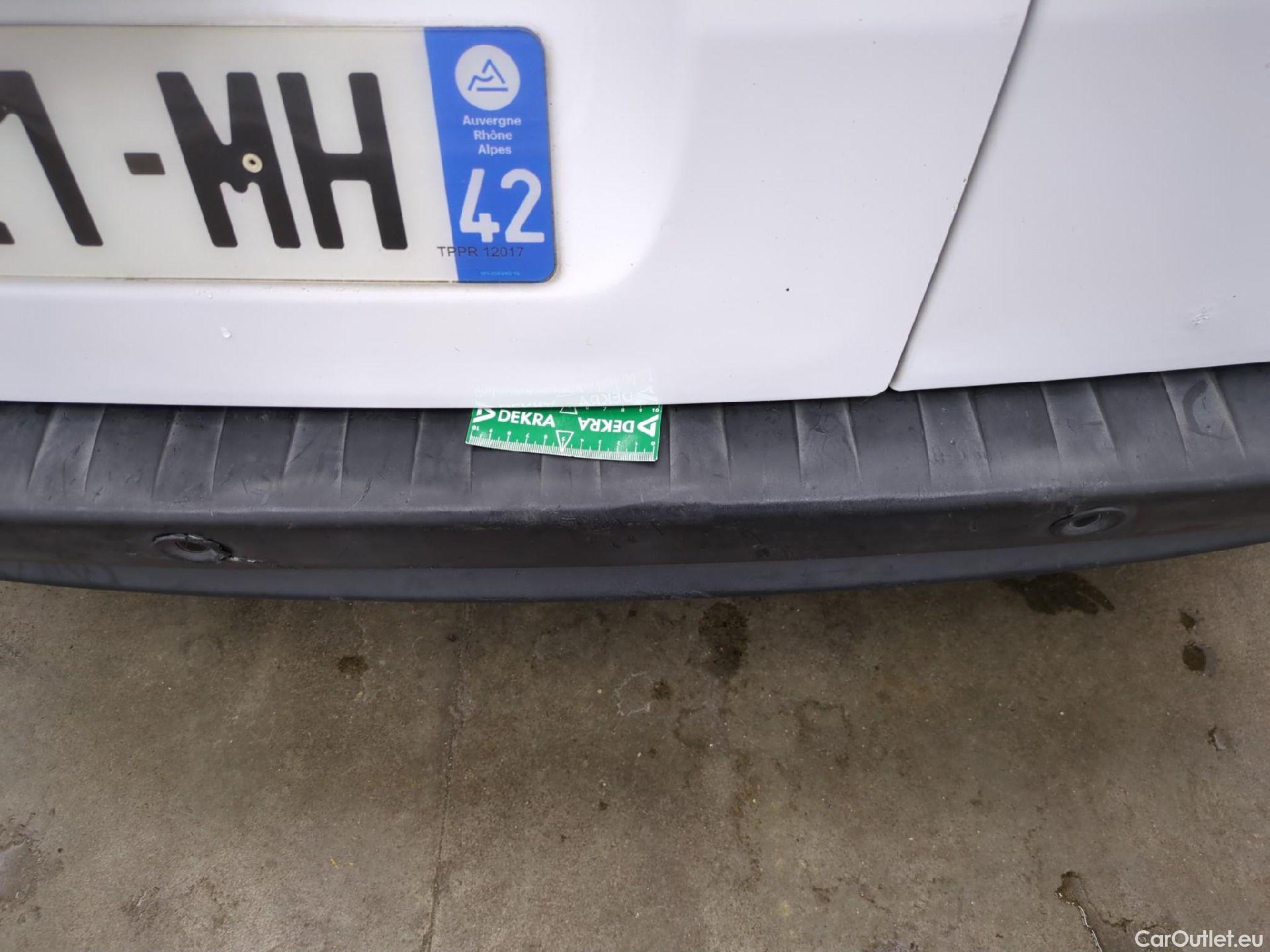  Renault  Kangoo  Express Extra (Série Spéciale) 1.5 dCi 75CV BVM5 E6 #11