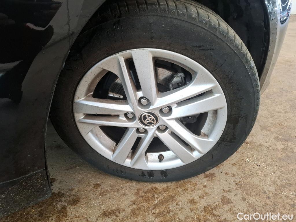  Toyota  Corolla TOYOTA  / 2018 / 5P / Berline Hybride 122h Dynamic Business Stage Acad #28