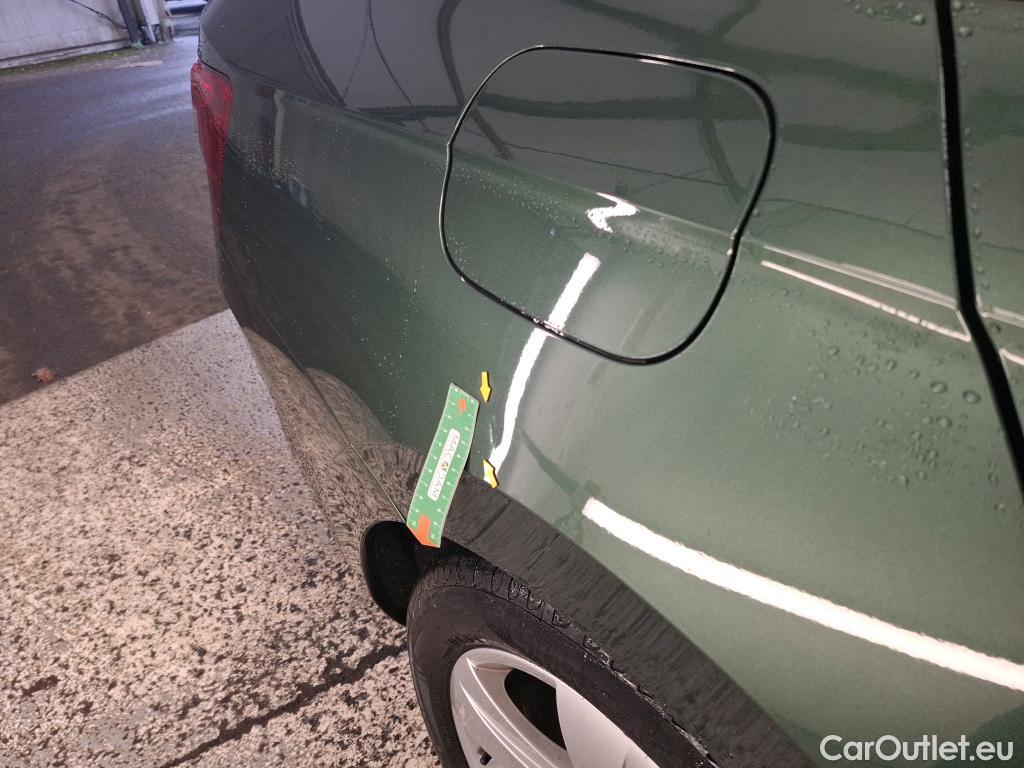  Skoda  Superb SKODA  Combi / 2019 / 5P / Break 1.4 TSI PHEV 218ch DSG6 Business #9