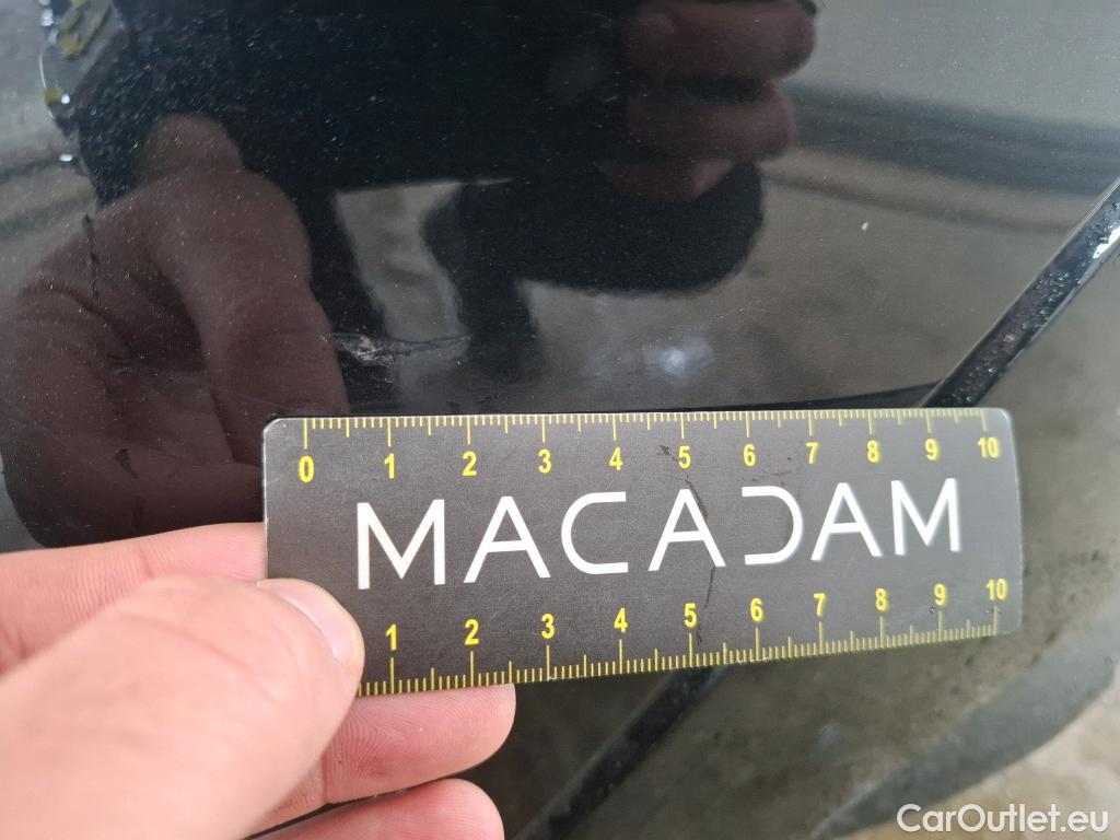  Toyota  Corolla TOYOTA  / 2018 / 5P / Berline Hybride 122h Dynamic Business Stage Acad #23