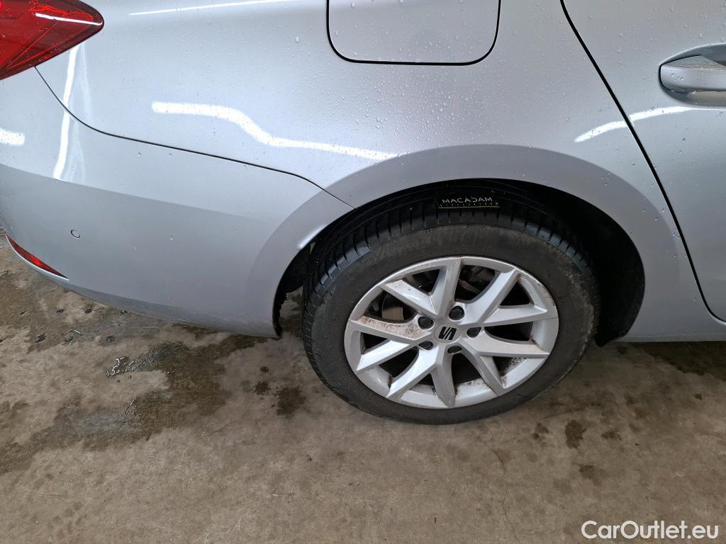  Seat  Leon SEAT  Sportstourer / 2020 / 5P / Break 1.0 eTSI 110 DSG S&S Style Business #8