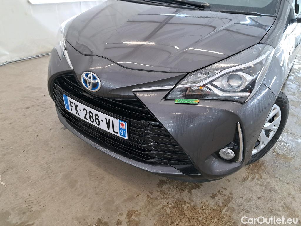  Toyota  Yaris TOYOTA  Hybride / 2017 / 5P / Berline 1.5 VVT-I HYBRID France Business #1
