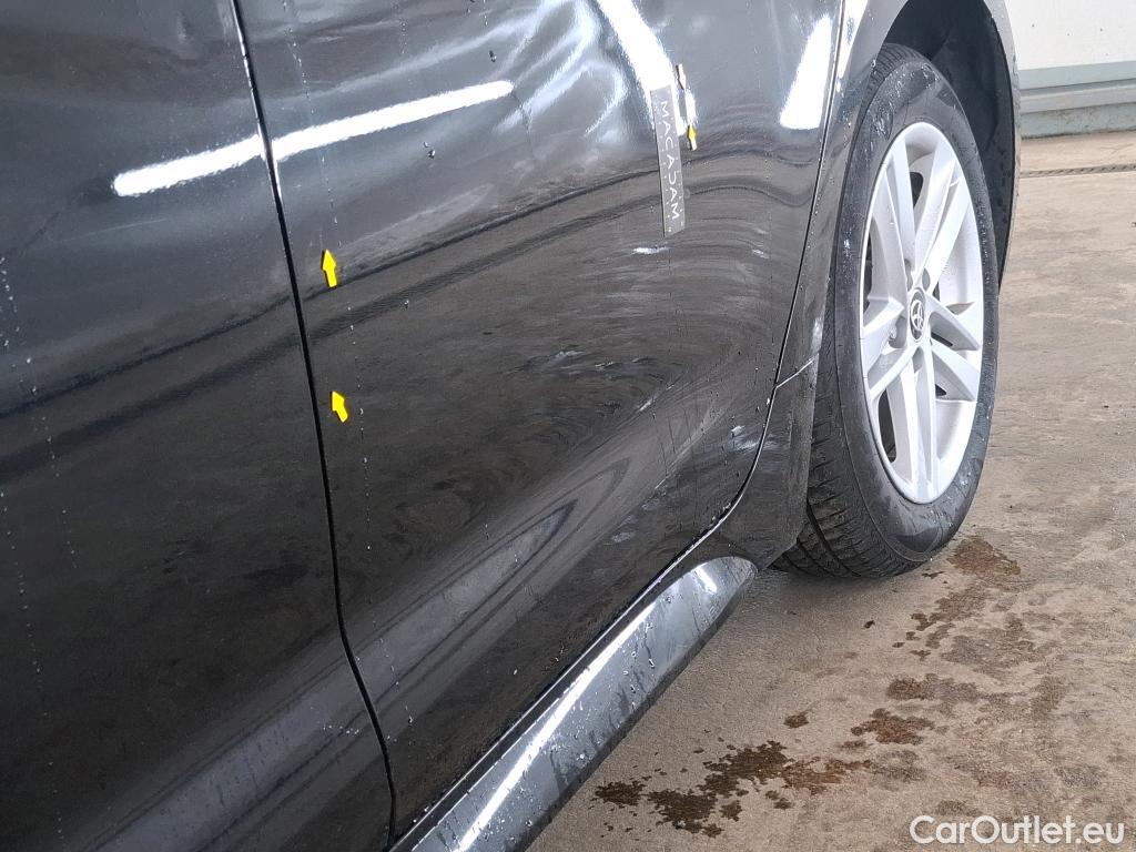  Toyota  Corolla TOYOTA  / 2018 / 5P / Berline Hybride 122h Dynamic Business Stage Acad #33