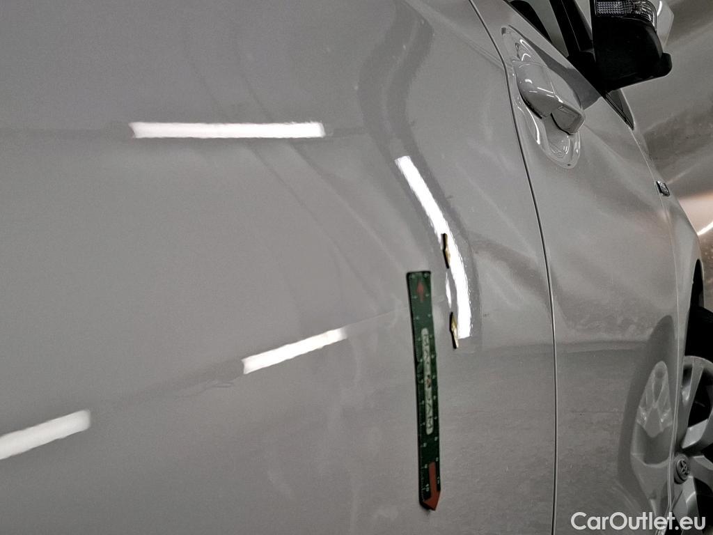  Toyota  Yaris TOYOTA  Hybride / 2017 / 5P / Berline 1.5 VVT-I HYBRID France Business #9