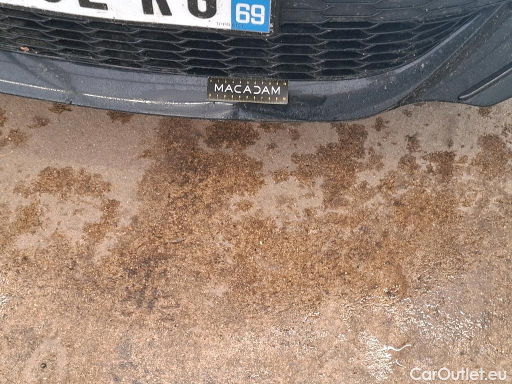  Toyota  Corolla TOYOTA  / 2018 / 5P / Berline Hybride 122h Dynamic Business Stage Acad #8