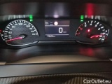  Peugeot  2008 PEUGEOT  / 2019 / 5P / CROSSOVER BLUEHDI 110 ALLURE S/S #4