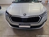  Skoda  Octavia SKODA  WAGON / 2020 / 5P / STATION WAGON 2.0 TDI EVO 85KW AMBITION DSG #29
